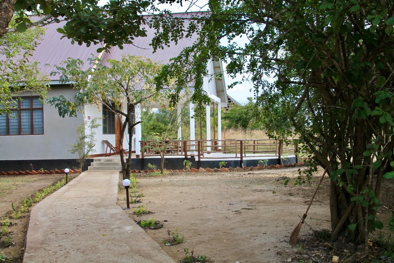 Camp Bastian Mikumi Villa Exterior photo